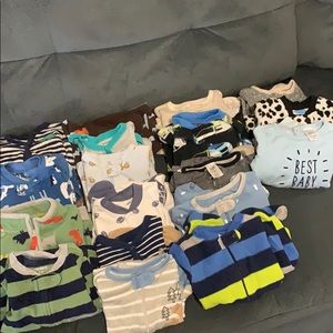 Group of 18 6 month and 6-9 month sleepers